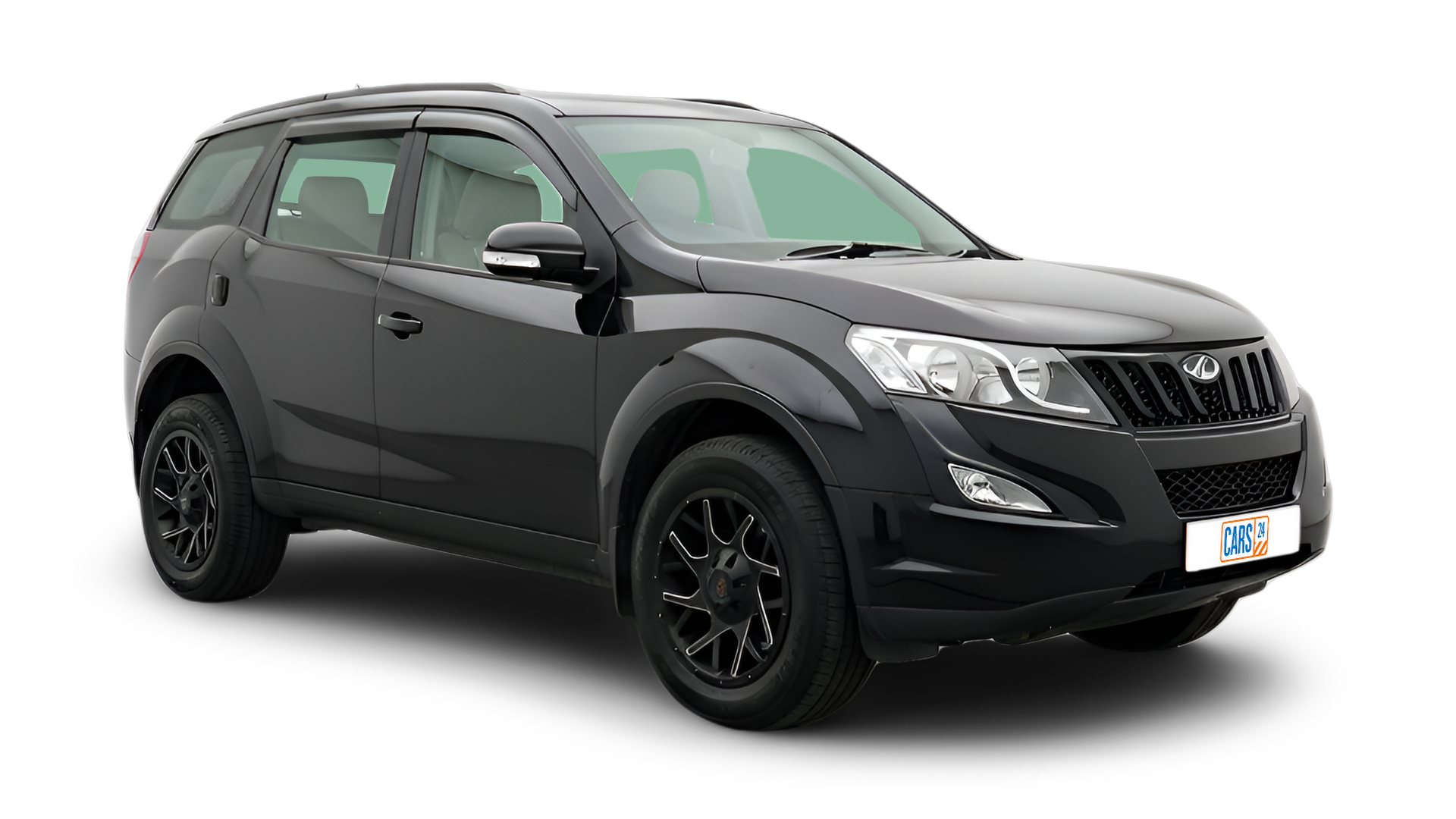 Mahindra XUV500-img